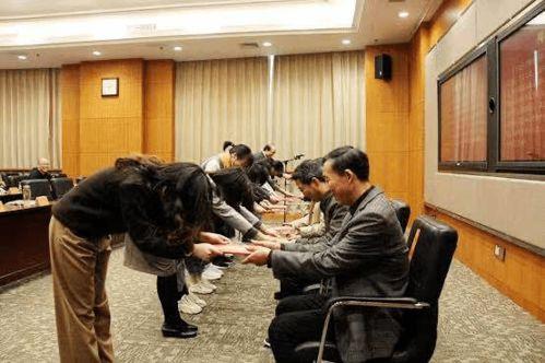 湖州老师爆料事件视频,揭秘教育行业背后真相